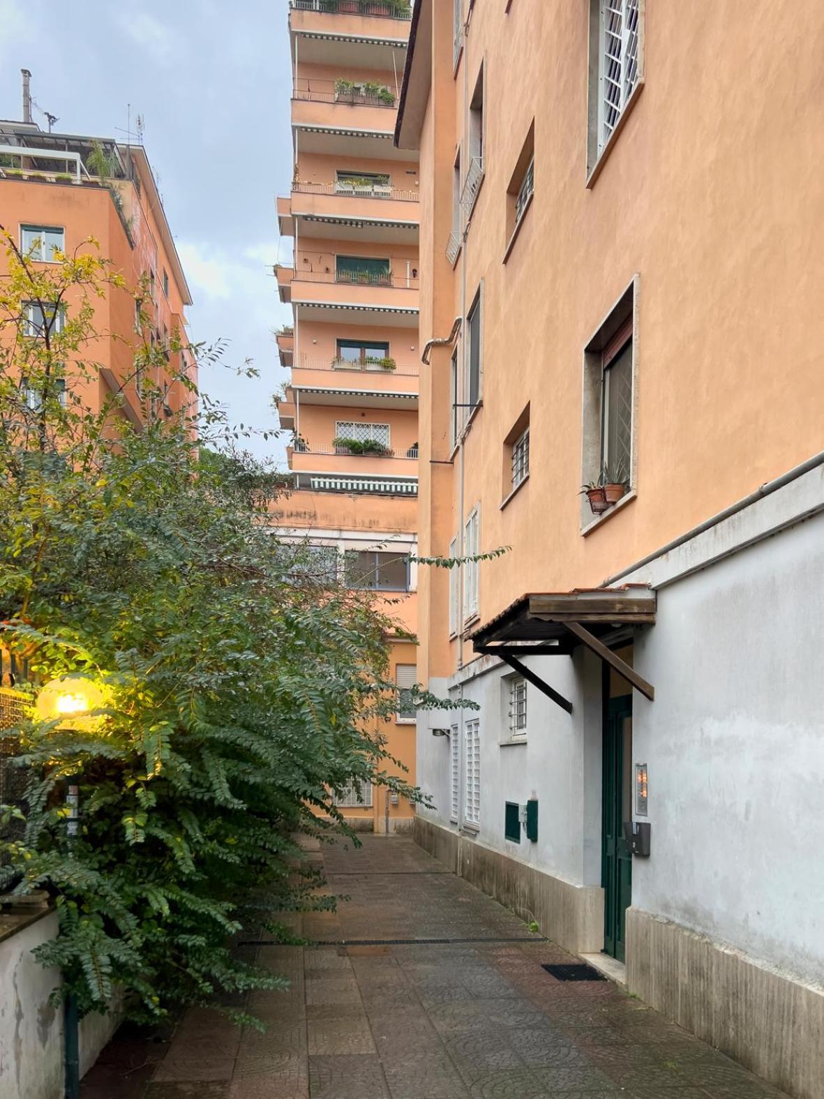 Spacious Apartment Near St Peter'S Church Ρώμη Εξωτερικό φωτογραφία